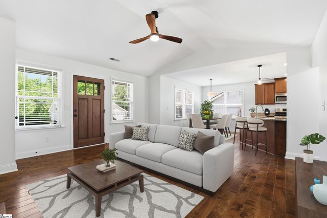 27 Macle Court, Travelers Rest, SC 29690