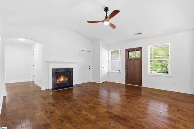 27 Macle Court, Travelers Rest, SC 29690