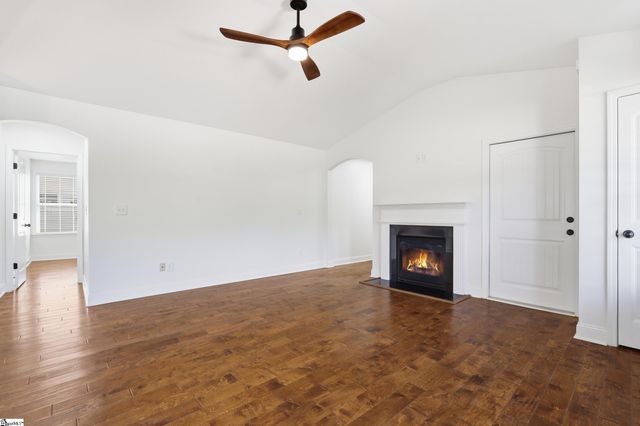 27 Macle Court, Travelers Rest, SC 29690