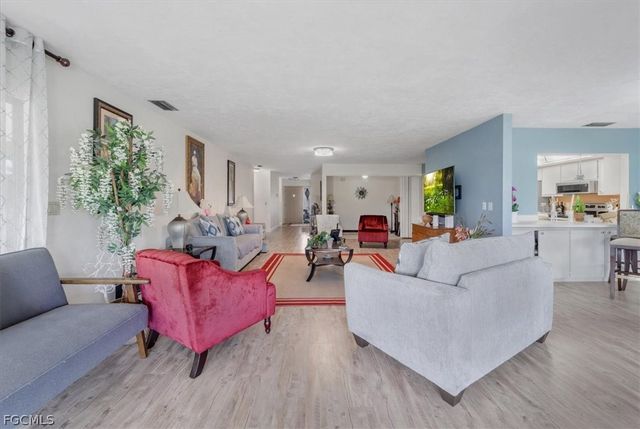 20013 Petrucka CIR N, Lehigh Acres, FL 33936