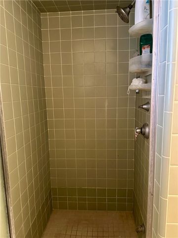 101 Ashburn Ave, Robstown, TX 78380