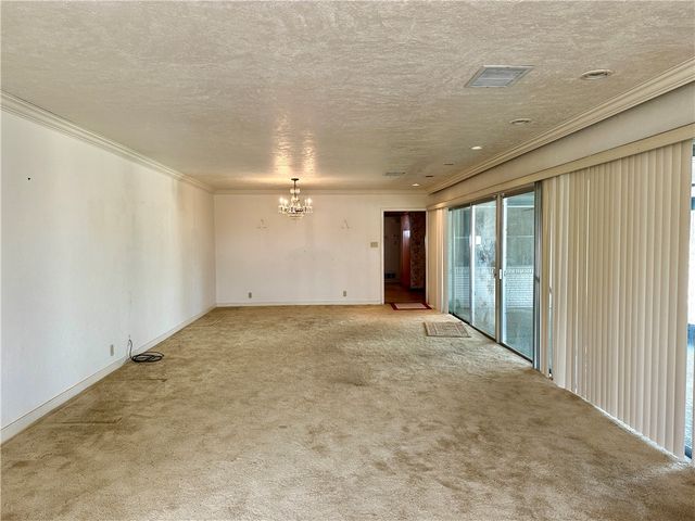 101 Ashburn Ave, Robstown, TX 78380