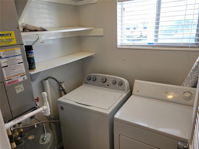 2009 CANAL DRIVE N4, Bradenton, FL 34207