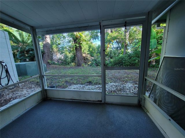 2009 CANAL DRIVE N4, Bradenton, FL 34207