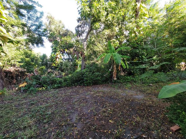 2009 CANAL DRIVE N4, Bradenton, FL 34207