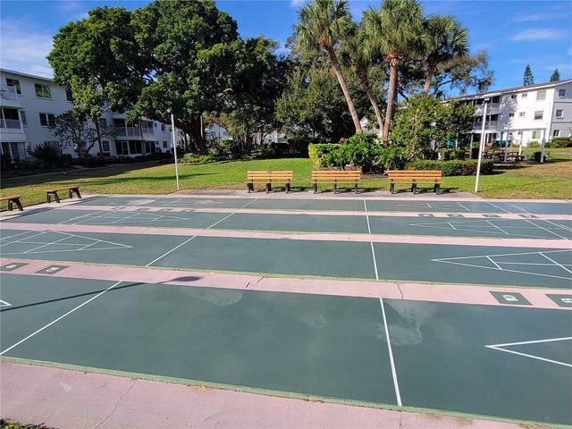 2009 CANAL DRIVE N4, Bradenton, FL 34207