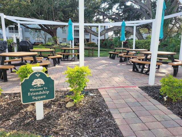 2009 CANAL DRIVE N4, Bradenton, FL 34207