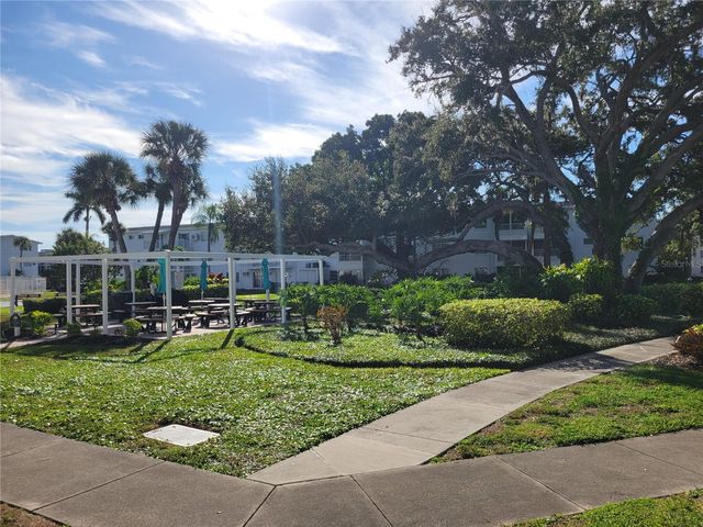 2009 CANAL DRIVE N4, Bradenton, FL 34207