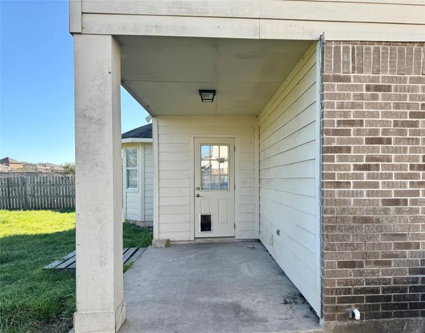 710 Honeysuckle DR, Leander, TX 78641