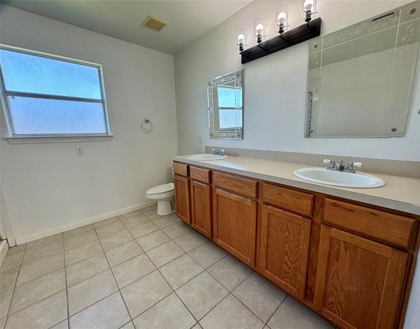 710 Honeysuckle DR, Leander, TX 78641