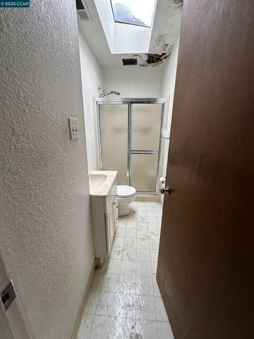 323 De Anza Dr, Vallejo, CA 94589