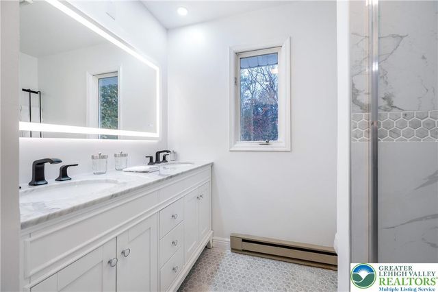 339 Stony Brook Drive, Chestnuthill Twp, PA 18360