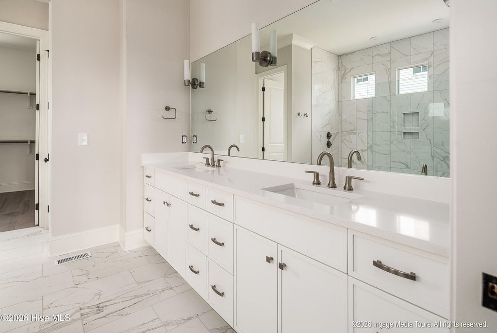 Image 24 of property listing at 200 Pine Tree Point, Snow Hill, NC 28580