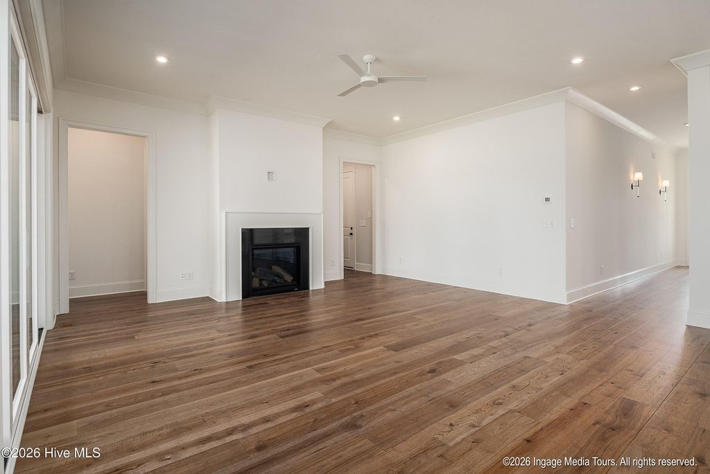 Image 7 of property listing at 200 Pine Tree Point, Snow Hill, NC 28580