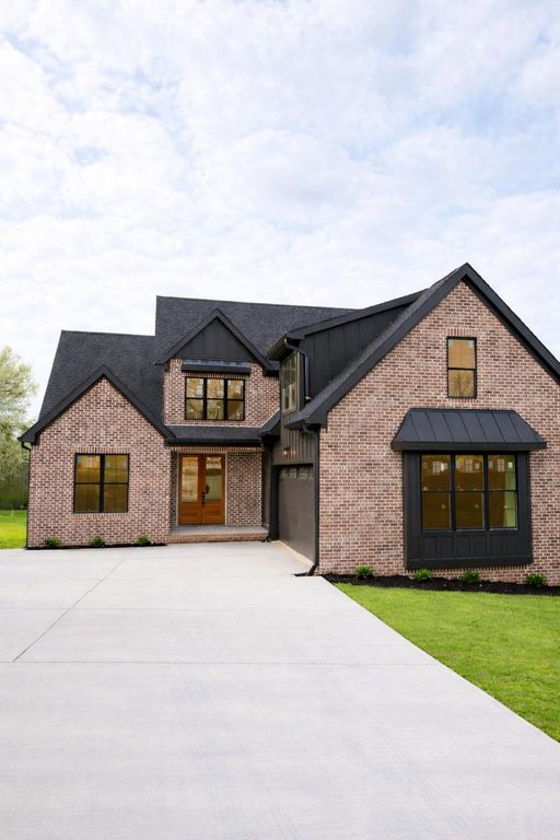 9842 Leslie Sandidge Drive, Lt 16, Ooltewah, TN 37363