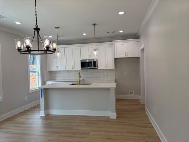 115 River Creek Drive, Woodstock, GA 30188