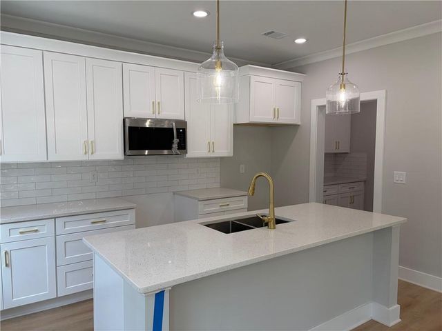 115 River Creek Drive, Woodstock, GA 30188