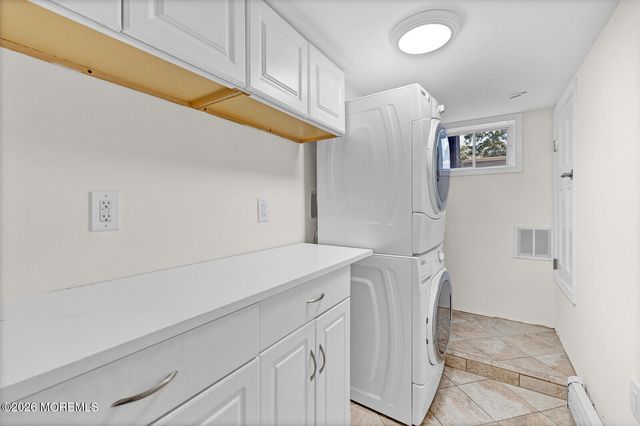 24 Marlboro Street, Morganville, NJ 07751