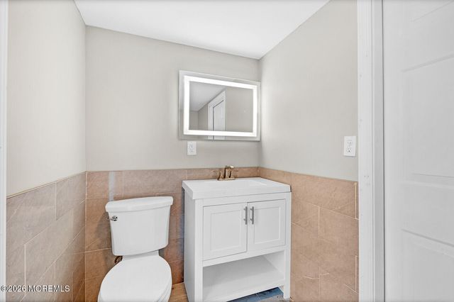 24 Marlboro Street, Morganville, NJ 07751