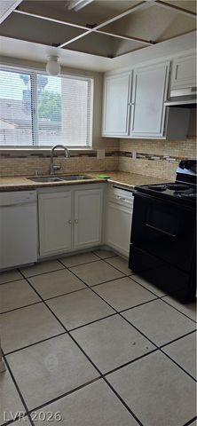 571 Roxella Lane C, Las Vegas, NV 89110