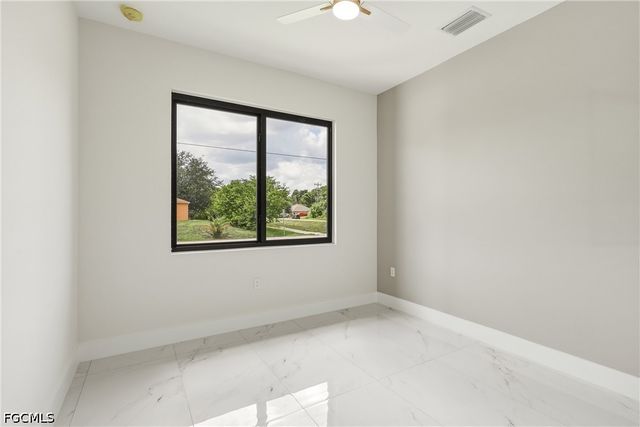 722 Roosevelt AVE, Lehigh Acres, FL 33936