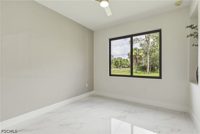 722 Roosevelt AVE, Lehigh Acres, FL 33936