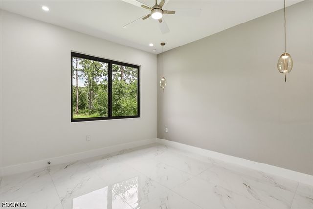 722 Roosevelt AVE, Lehigh Acres, FL 33936