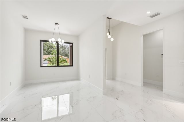 722 Roosevelt AVE, Lehigh Acres, FL 33936