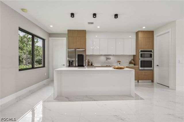 722 Roosevelt AVE, Lehigh Acres, FL 33936