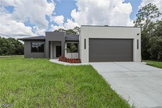 722 Roosevelt AVE, Lehigh Acres, FL 33936