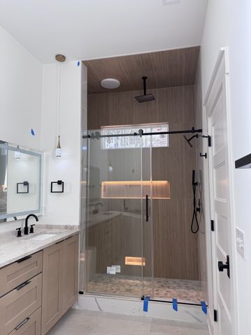 1104 S Graycroft Ave, Madison, TN 37115