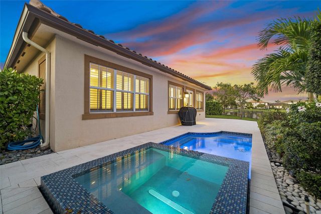 9820 S Miralago Way, Parkland, FL 33076