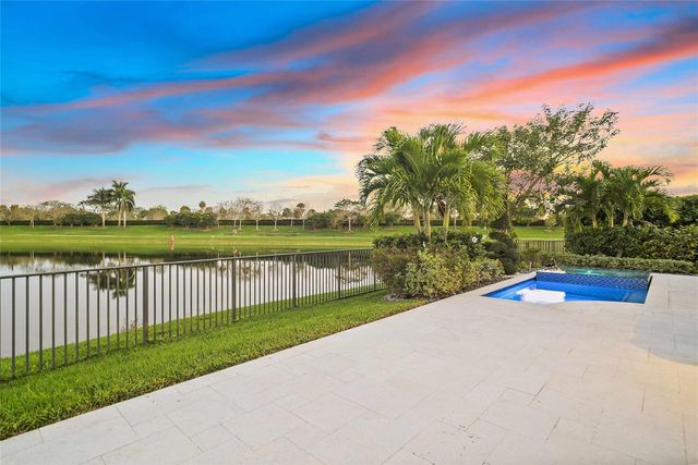 9820 S Miralago Way, Parkland, FL 33076