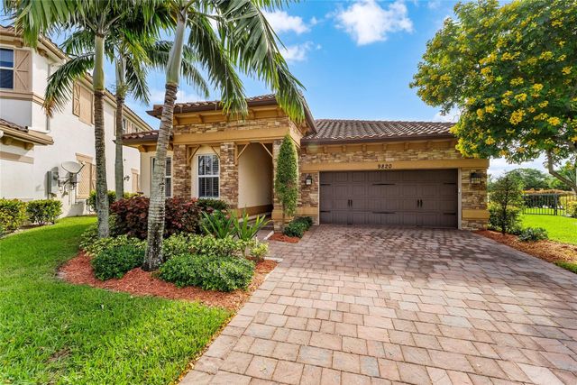 9820 S Miralago Way, Parkland, FL 33076
