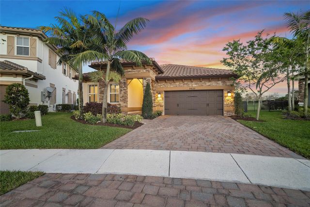 9820 S Miralago Way, Parkland, FL 33076