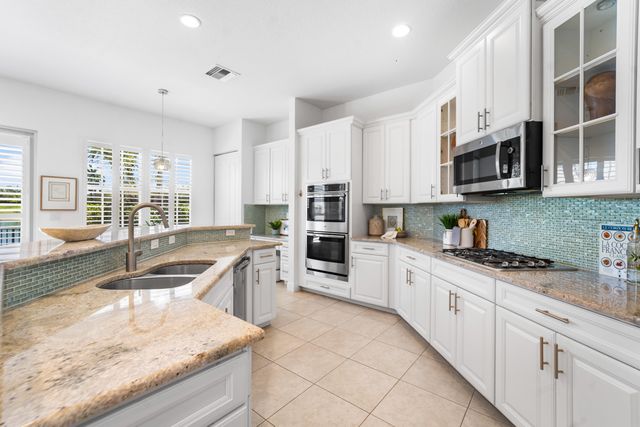 9820 S Miralago Way, Parkland, FL 33076