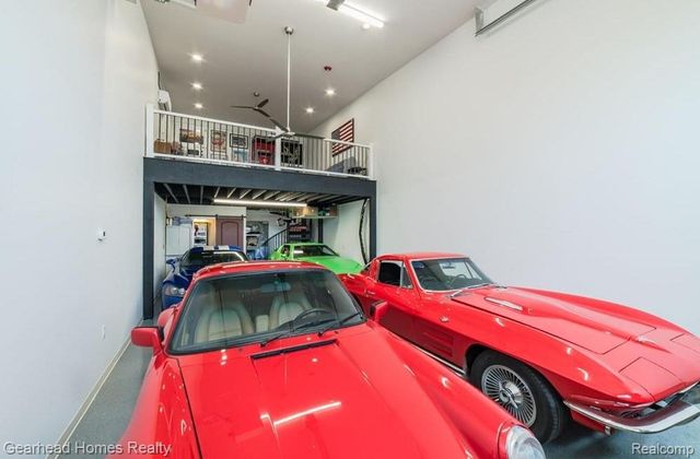 1641 Balian Road, Waterford, MI 48327