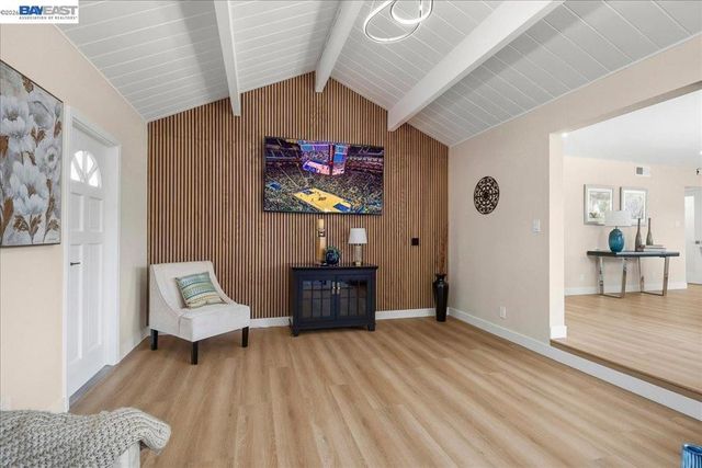 5613 Abington Ct, Newark, CA 94560