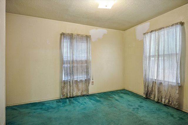 1611 Glen Avenue, Dallas, TX 75216