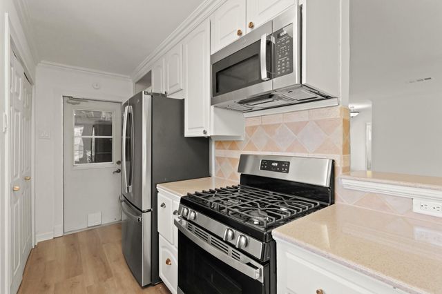 2310 Anthony Lane, Pearland, TX 77581