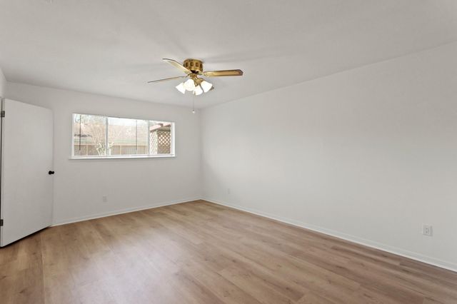 2310 Anthony Lane, Pearland, TX 77581