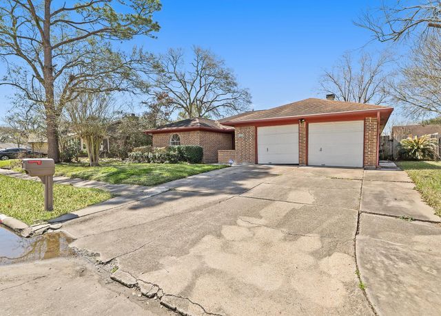 2310 Anthony Lane, Pearland, TX 77581