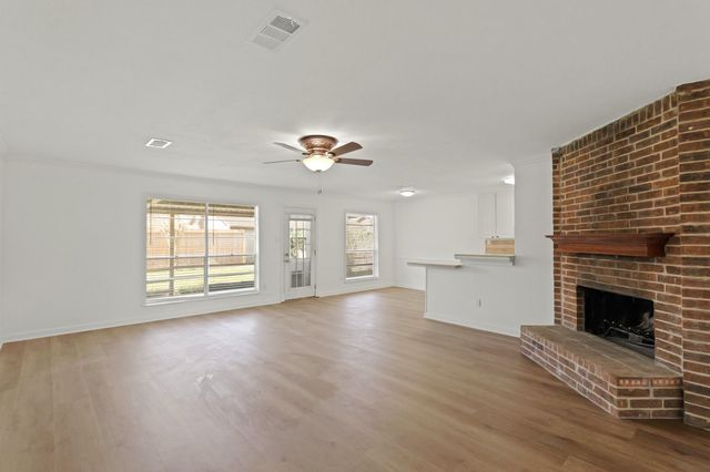 2310 Anthony Lane, Pearland, TX 77581