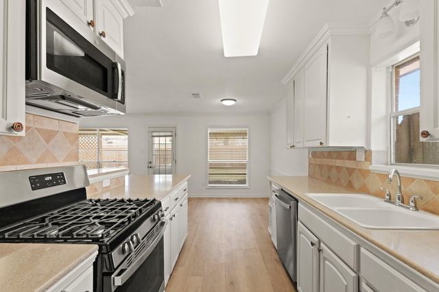 2310 Anthony Lane, Pearland, TX 77581