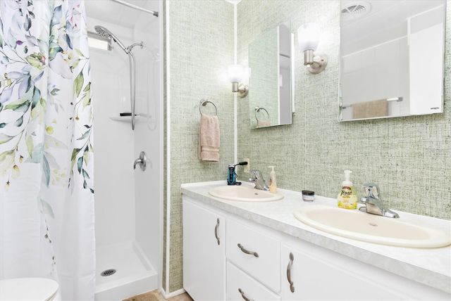 511 CRAMPTON LANE, North Fort Myers, FL 33903