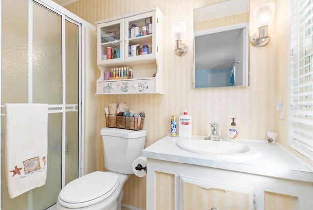 511 CRAMPTON LANE, North Fort Myers, FL 33903