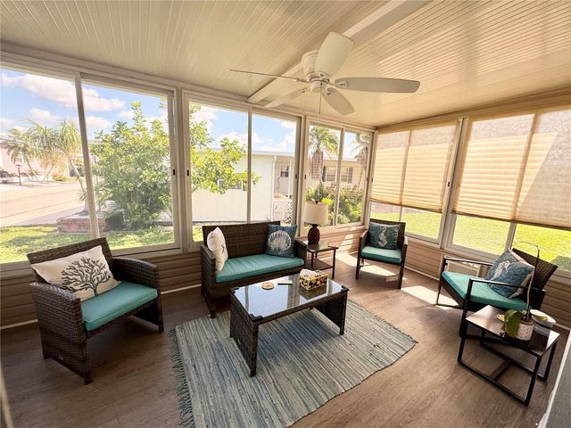 511 CRAMPTON LANE, North Fort Myers, FL 33903