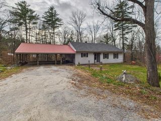 2426 2nd NH Turnpike, Deering, NH 03244
