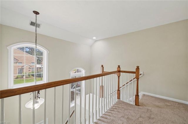 114 Bluff TER, Newport News, VA 23602