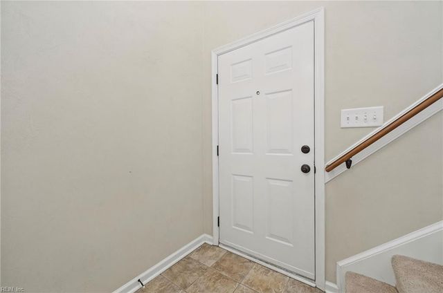 114 Bluff TER, Newport News, VA 23602